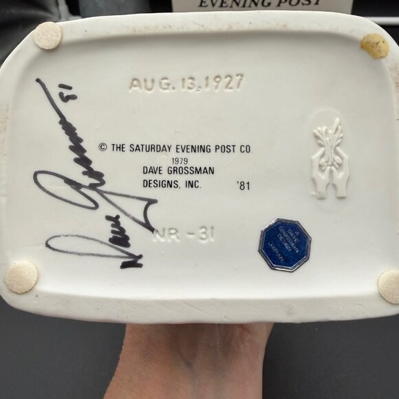 Norman Rockwell "Dreams of Long Ago" Figurine Signed - Picture 3 of 3